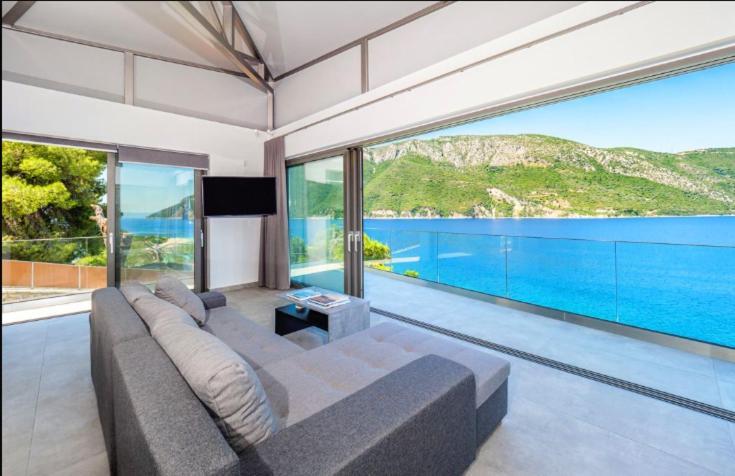 Mr Grey Luxury Villa Spartokhorion Luaran gambar